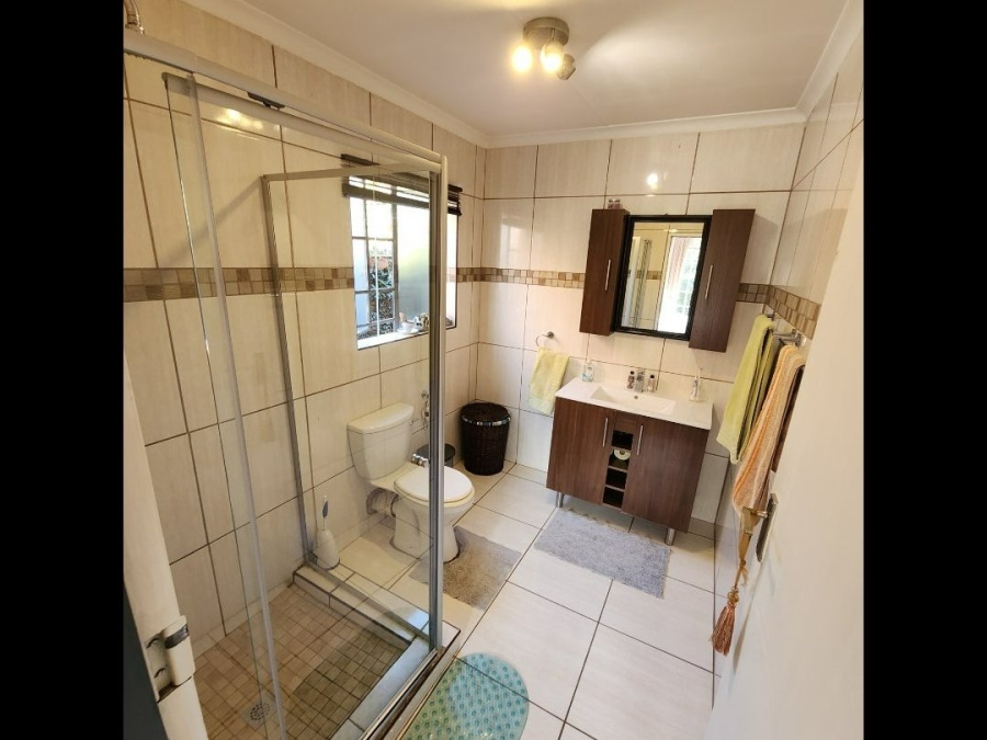 3 Bedroom Property for Sale in Amberfield Gauteng