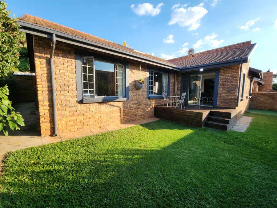 3 Bedroom Property for Sale in Amberfield Gauteng