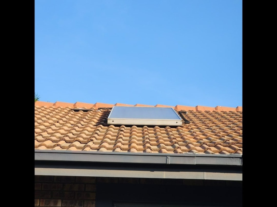 3 Bedroom Property for Sale in Amberfield Gauteng