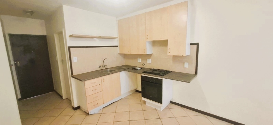 To Let 1 Bedroom Property for Rent in Karenpark Gauteng