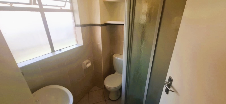 To Let 1 Bedroom Property for Rent in Karenpark Gauteng