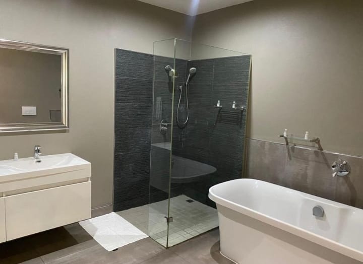 To Let 2 Bedroom Property for Rent in Sandown Gauteng