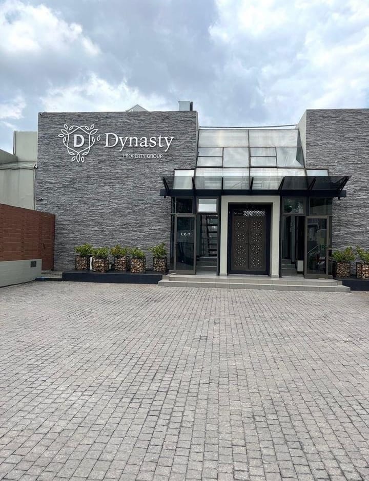 To Let 2 Bedroom Property for Rent in Sandown Gauteng