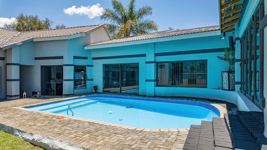 5 Bedroom Property for Sale in Annlin Gauteng