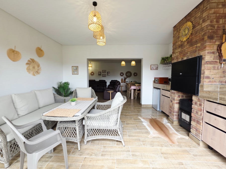 3 Bedroom Property for Sale in Equestria Gauteng