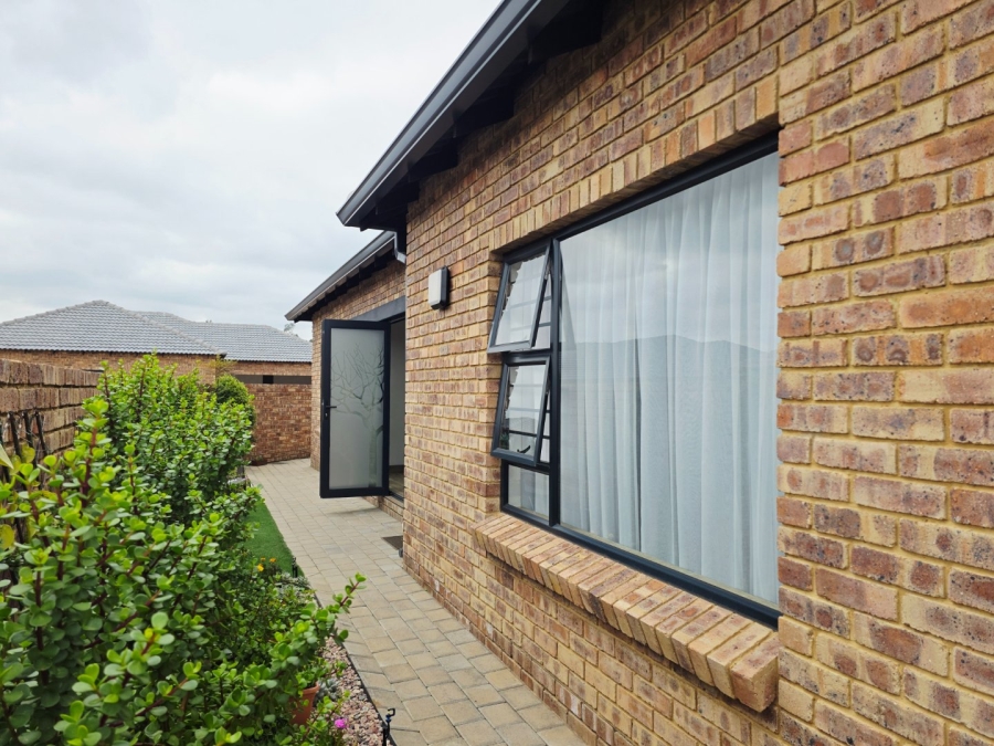 3 Bedroom Property for Sale in Equestria Gauteng