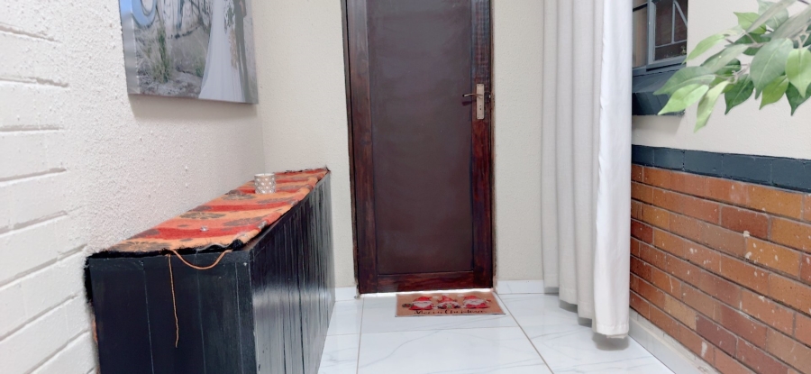 4 Bedroom Property for Sale in Three Rivers Gauteng