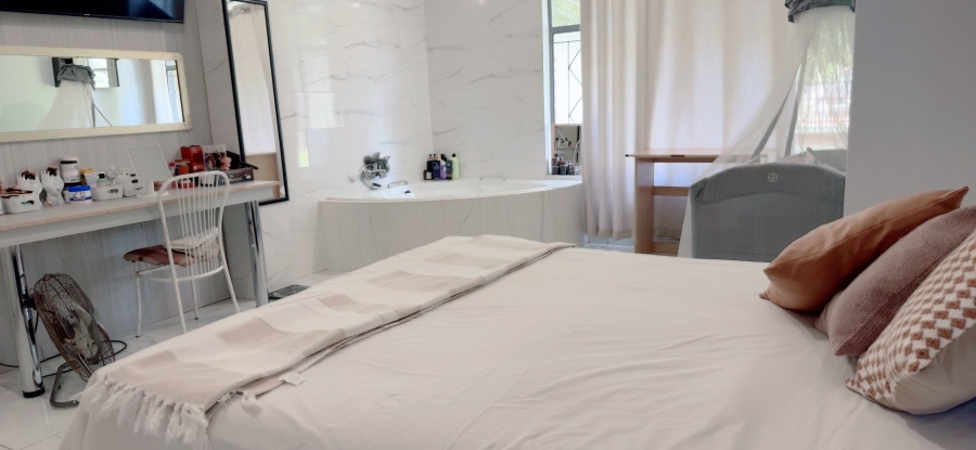 4 Bedroom Property for Sale in Three Rivers Gauteng