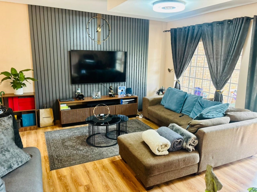 To Let 2 Bedroom Property for Rent in Montana Park Gauteng