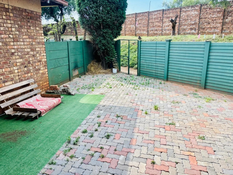 To Let 2 Bedroom Property for Rent in Montana Park Gauteng