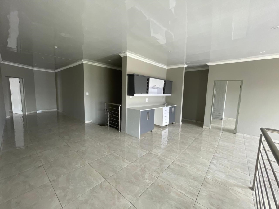 5 Bedroom Property for Sale in Montana Gauteng