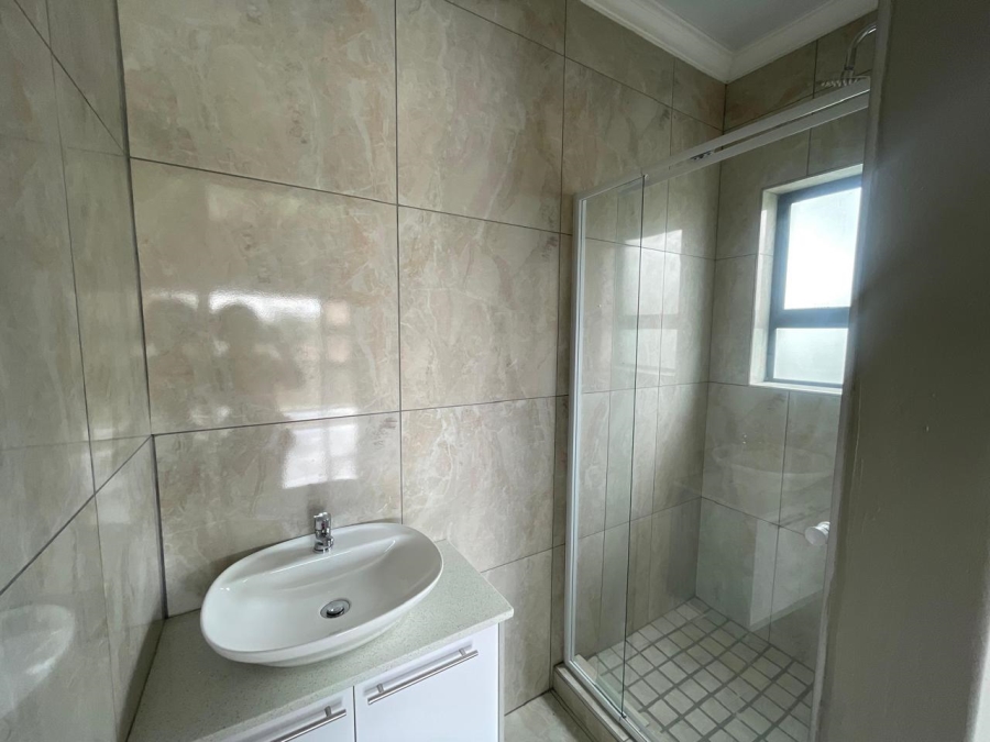 5 Bedroom Property for Sale in Montana Gauteng