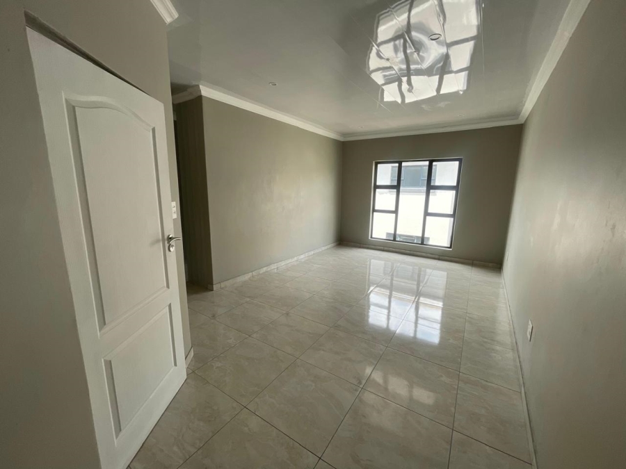 5 Bedroom Property for Sale in Montana Gauteng