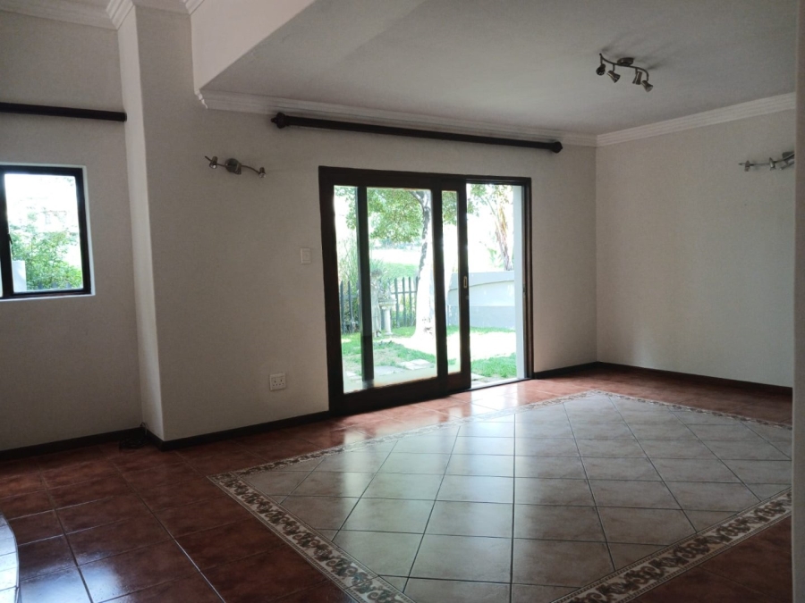 3 Bedroom Property for Sale in Blue Valley Golf Estate Gauteng