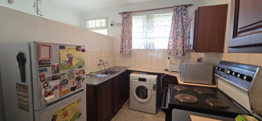 2 Bedroom Property for Sale in Brackendowns Gauteng