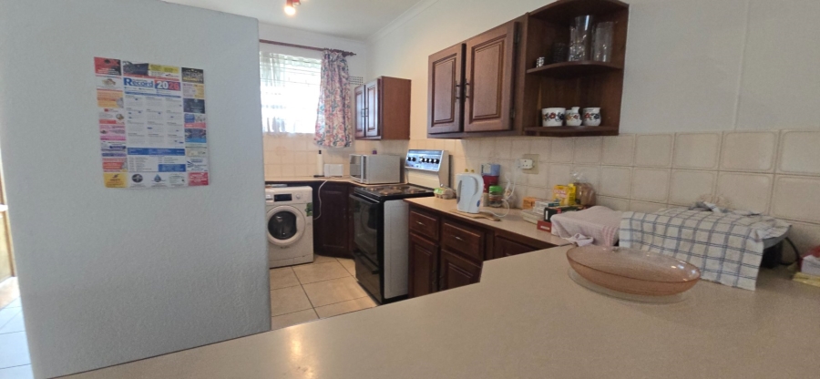 2 Bedroom Property for Sale in Brackendowns Gauteng