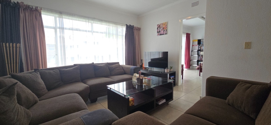 2 Bedroom Property for Sale in Brackendowns Gauteng