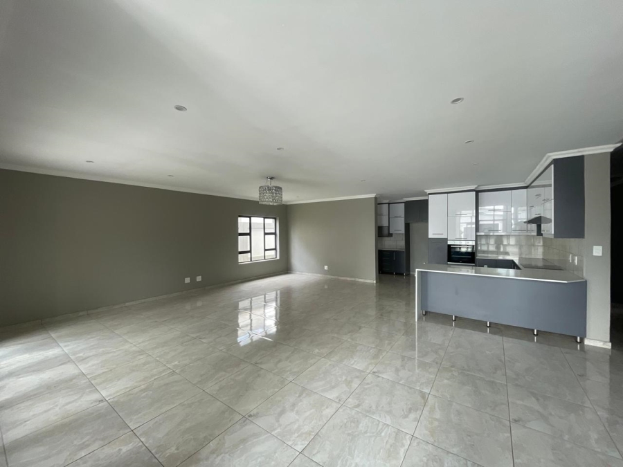 5 Bedroom Property for Sale in Roodeplaat Gauteng