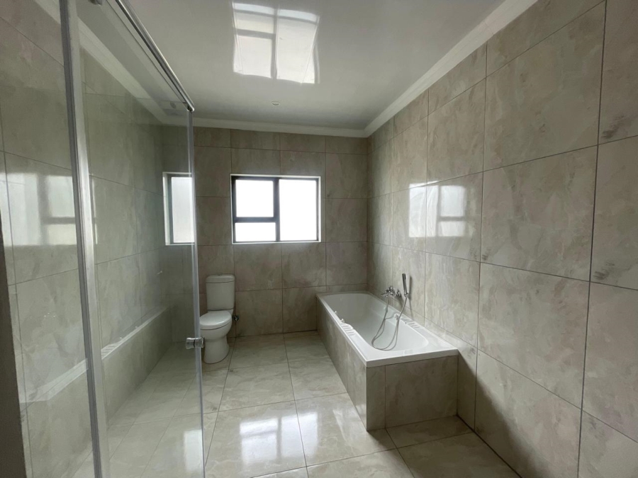 5 Bedroom Property for Sale in Roodeplaat Gauteng