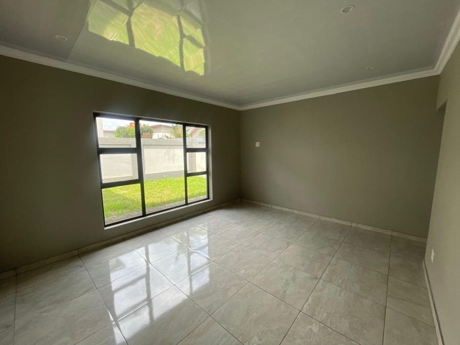 5 Bedroom Property for Sale in Roodeplaat Gauteng