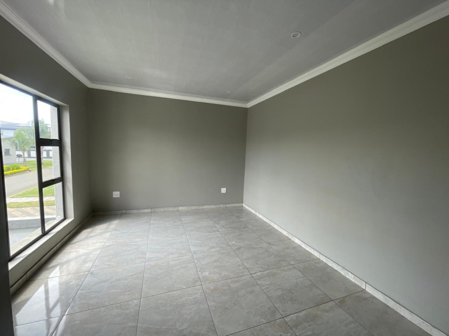 5 Bedroom Property for Sale in Roodeplaat Gauteng