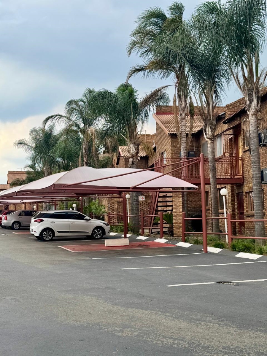 2 Bedroom Property for Sale in Ravensklip Gauteng