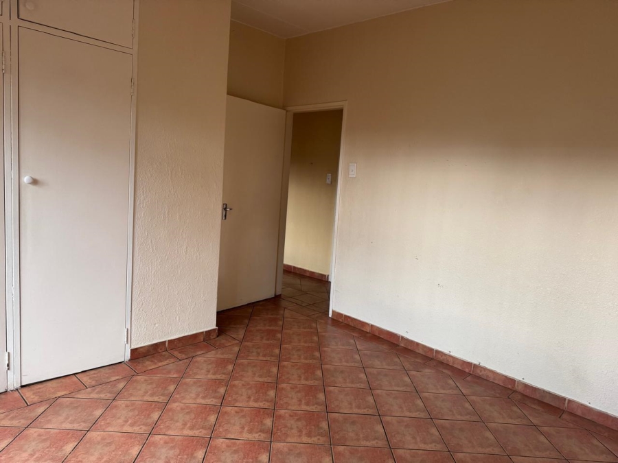 2 Bedroom Property for Sale in Ravensklip Gauteng