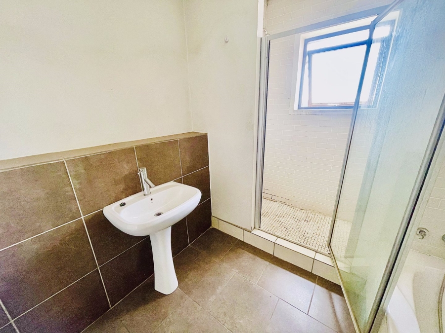 To Let 2 Bedroom Property for Rent in Newtown Gauteng