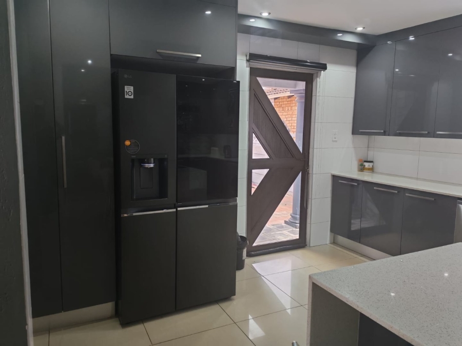 3 Bedroom Property for Sale in Ennerdale Gauteng