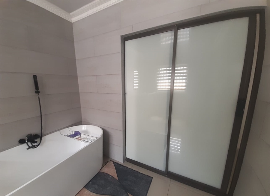 3 Bedroom Property for Sale in Ennerdale Gauteng