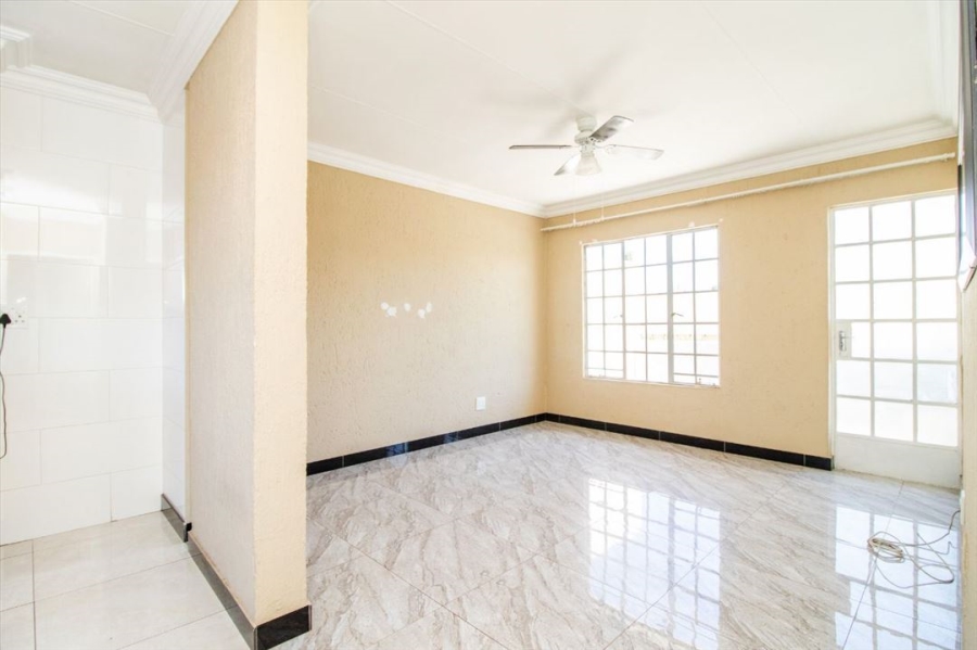 2 Bedroom Property for Sale in Bartlett Gauteng