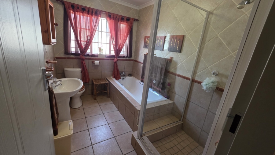 4 Bedroom Property for Sale in Montana Tuine Gauteng