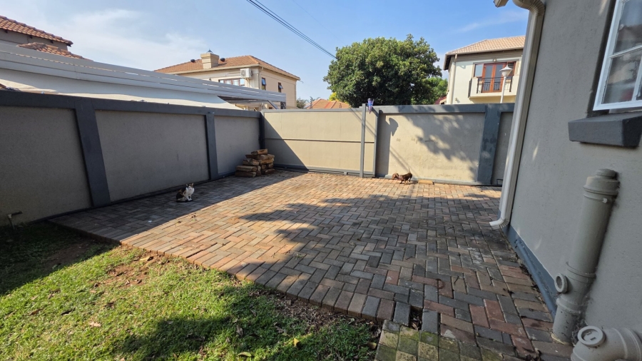 4 Bedroom Property for Sale in Montana Tuine Gauteng