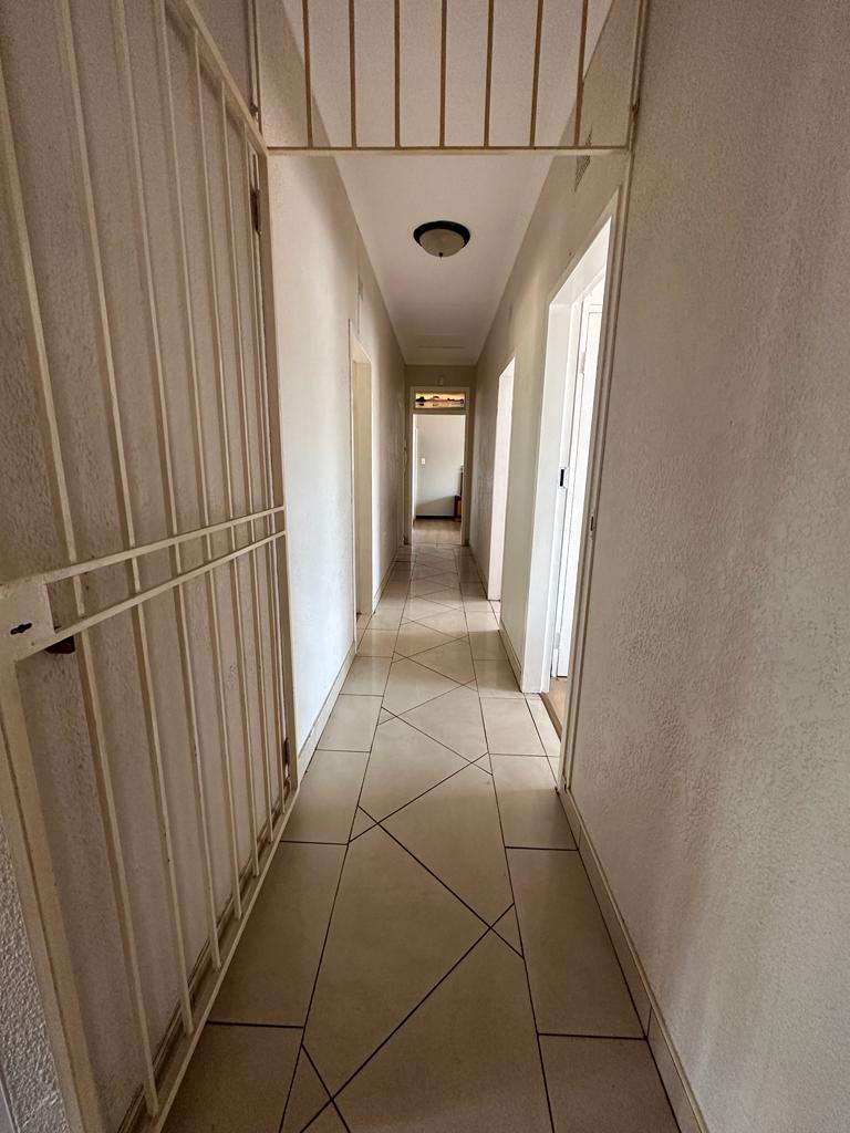 To Let 4 Bedroom Property for Rent in Glenanda Gauteng