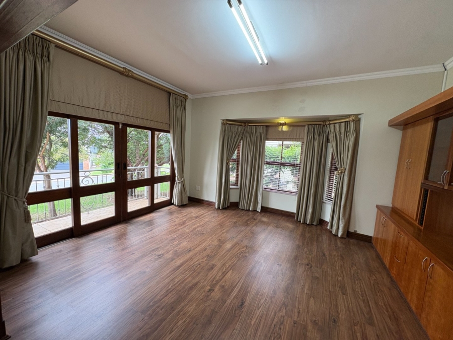 4 Bedroom Property for Sale in Waterlake Farm Lifestyle Estate Gauteng