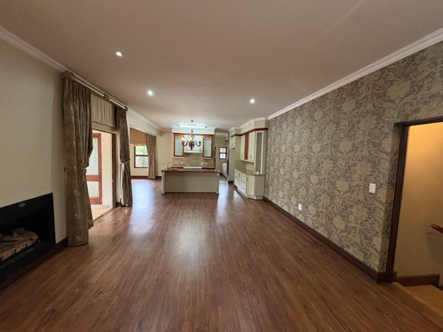 4 Bedroom Property for Sale in Waterlake Farm Lifestyle Estate Gauteng