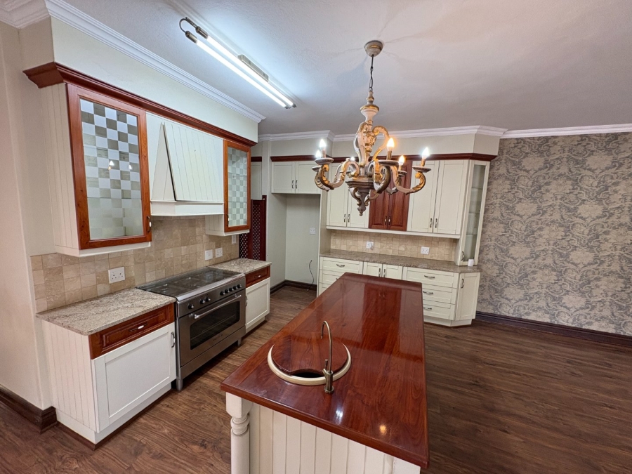 4 Bedroom Property for Sale in Waterlake Farm Lifestyle Estate Gauteng