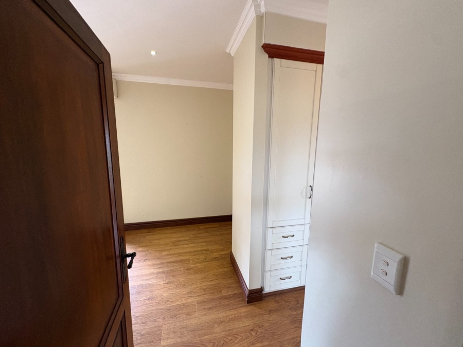 4 Bedroom Property for Sale in Waterlake Farm Lifestyle Estate Gauteng