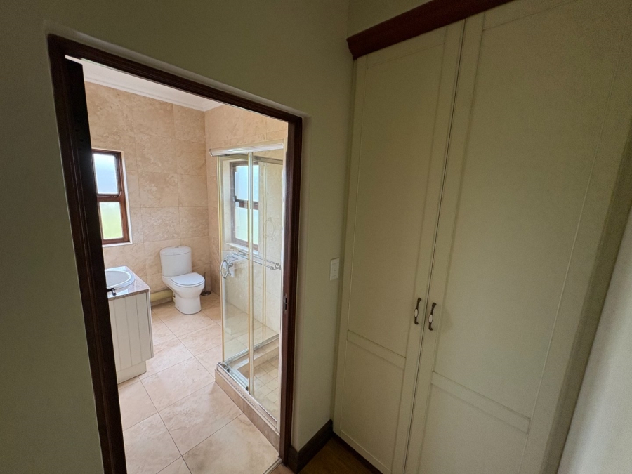 4 Bedroom Property for Sale in Waterlake Farm Lifestyle Estate Gauteng