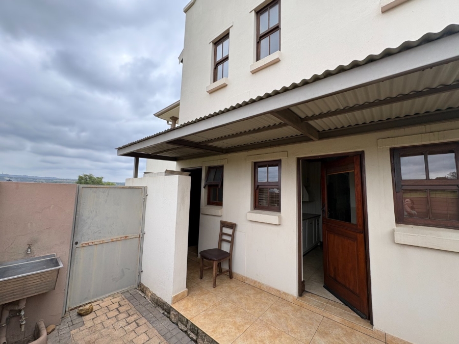 4 Bedroom Property for Sale in Waterlake Farm Lifestyle Estate Gauteng