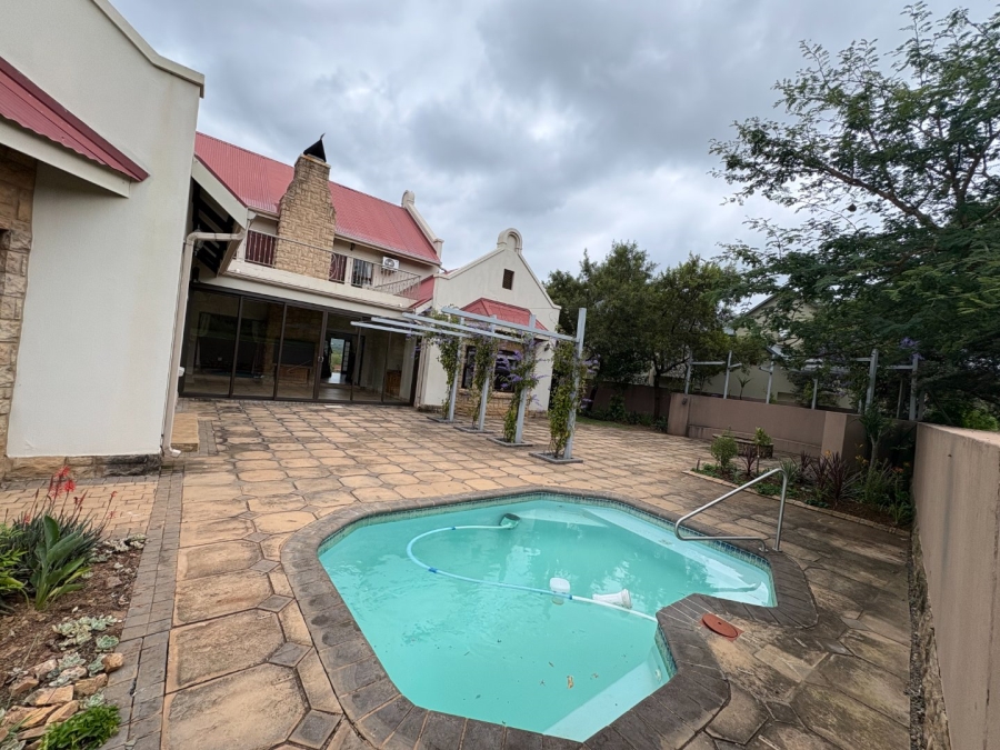 4 Bedroom Property for Sale in Waterlake Farm Lifestyle Estate Gauteng