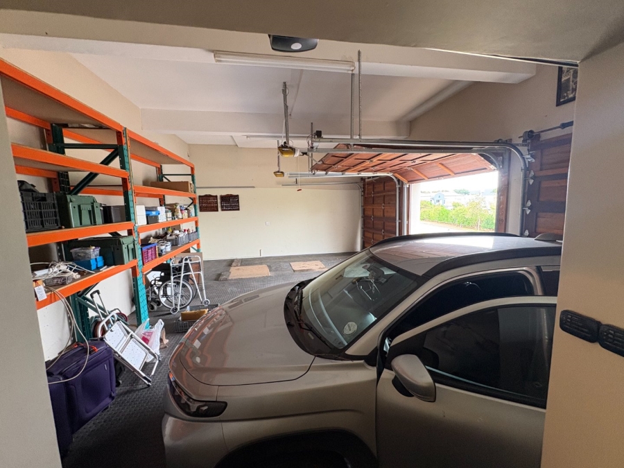 4 Bedroom Property for Sale in Waterlake Farm Lifestyle Estate Gauteng