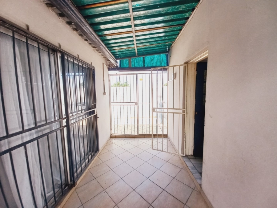 To Let 2 Bedroom Property for Rent in Gerdview Gauteng