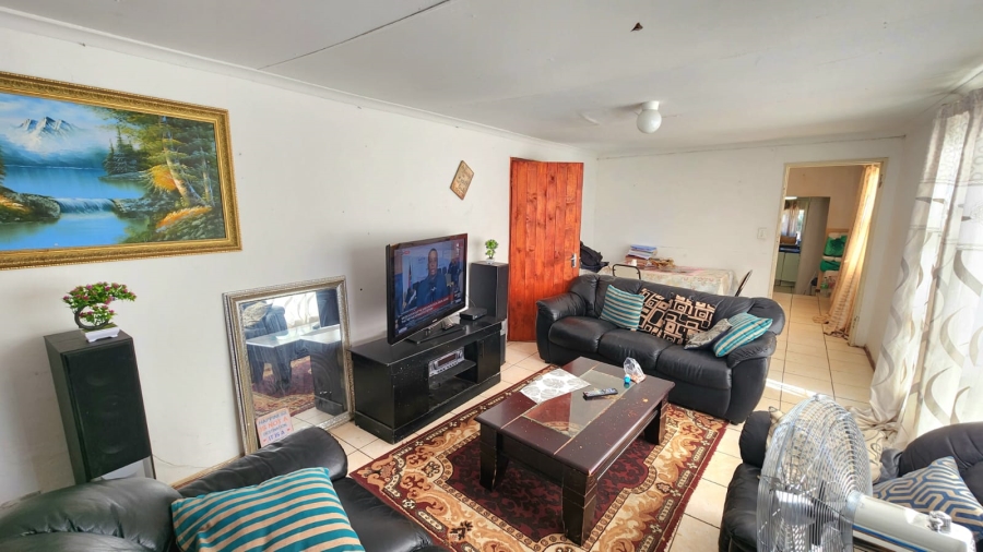 5 Bedroom Property for Sale in Winchester Hills Gauteng