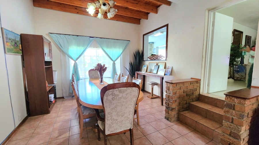 5 Bedroom Property for Sale in Winchester Hills Gauteng