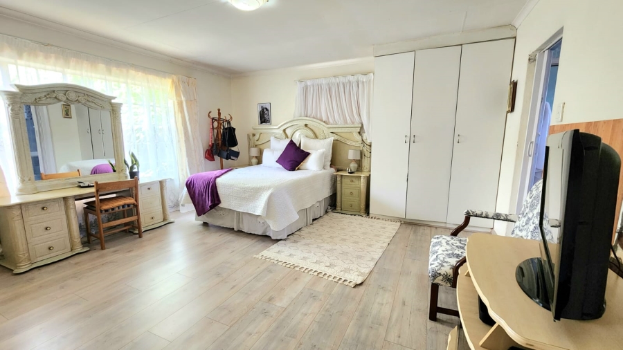 5 Bedroom Property for Sale in Winchester Hills Gauteng