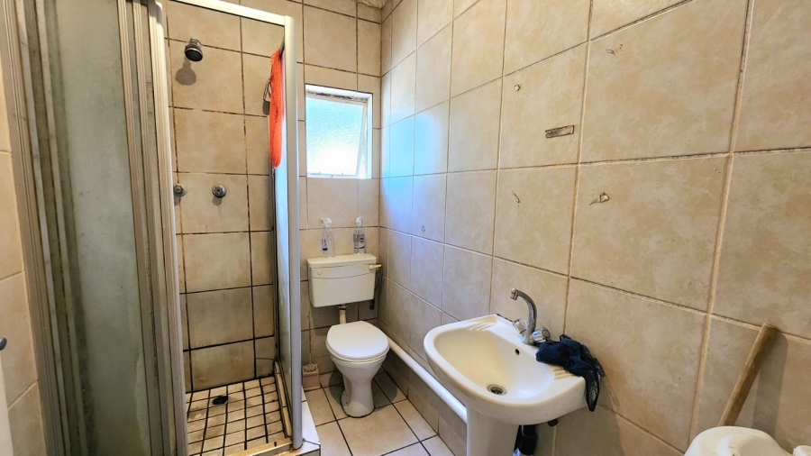 5 Bedroom Property for Sale in Winchester Hills Gauteng