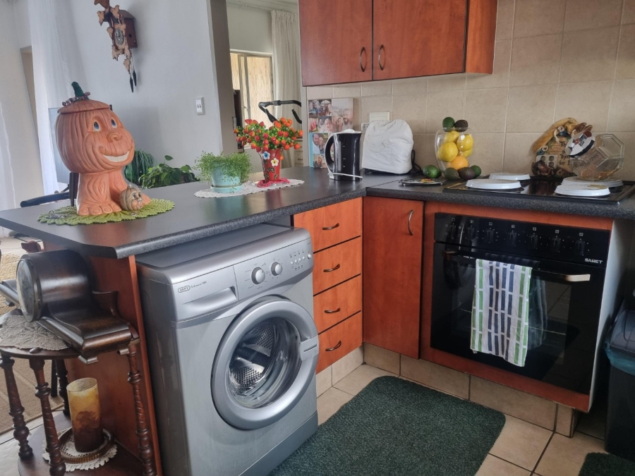 1 Bedroom Property for Sale in Paramount Estate Gauteng