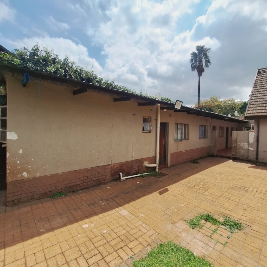 3 Bedroom Property for Sale in Rhodesfield Gauteng