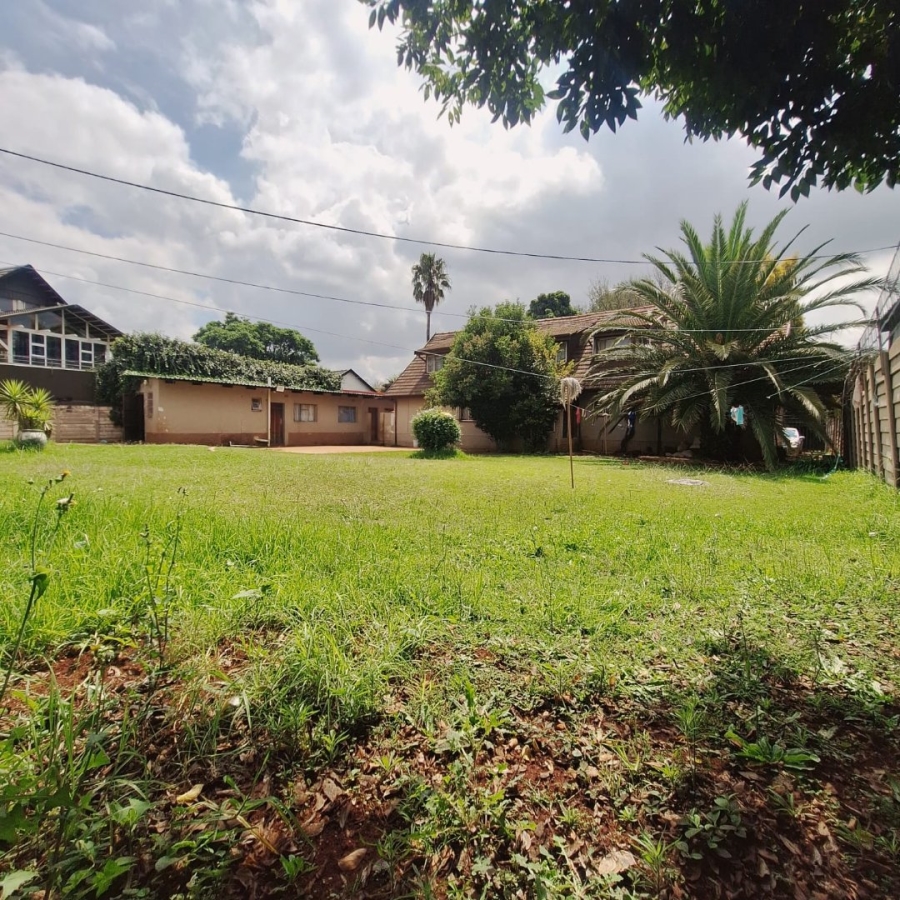 3 Bedroom Property for Sale in Rhodesfield Gauteng